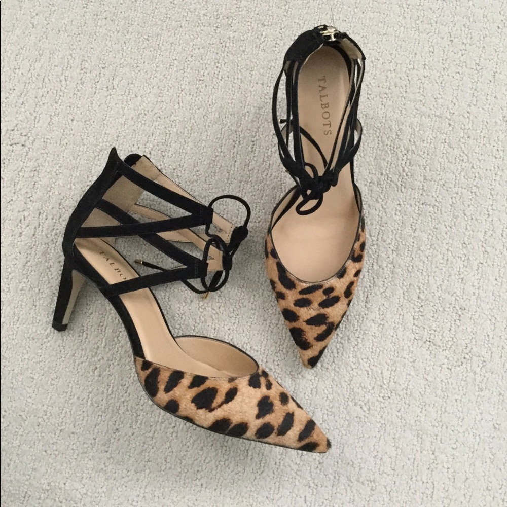 🎉SALE🎉NWT Talbots leopard calf hair/ suede shoes